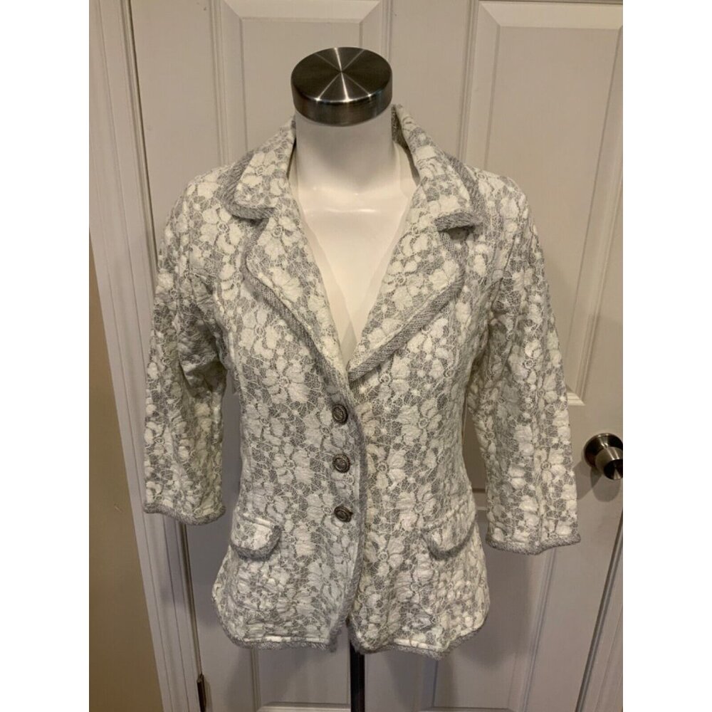Nick & Mo Gray & White Floral Lace Button-Up Blazer, Size Large, NWT!